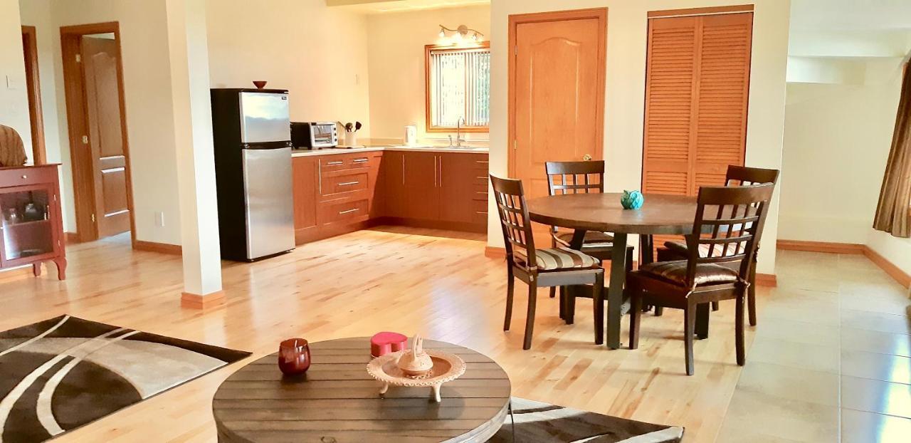 Domaine Baie Mud Apartment Val des Monts Ngoại thất bức ảnh